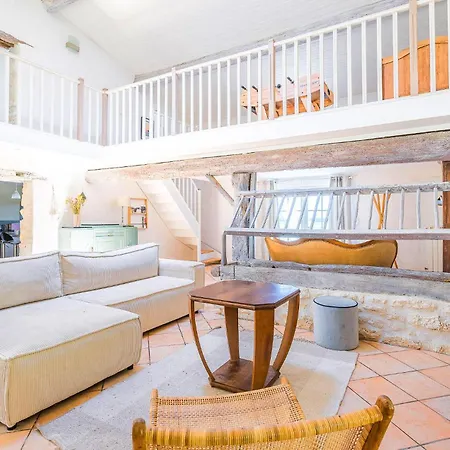 Feriehus Stunning In Médis